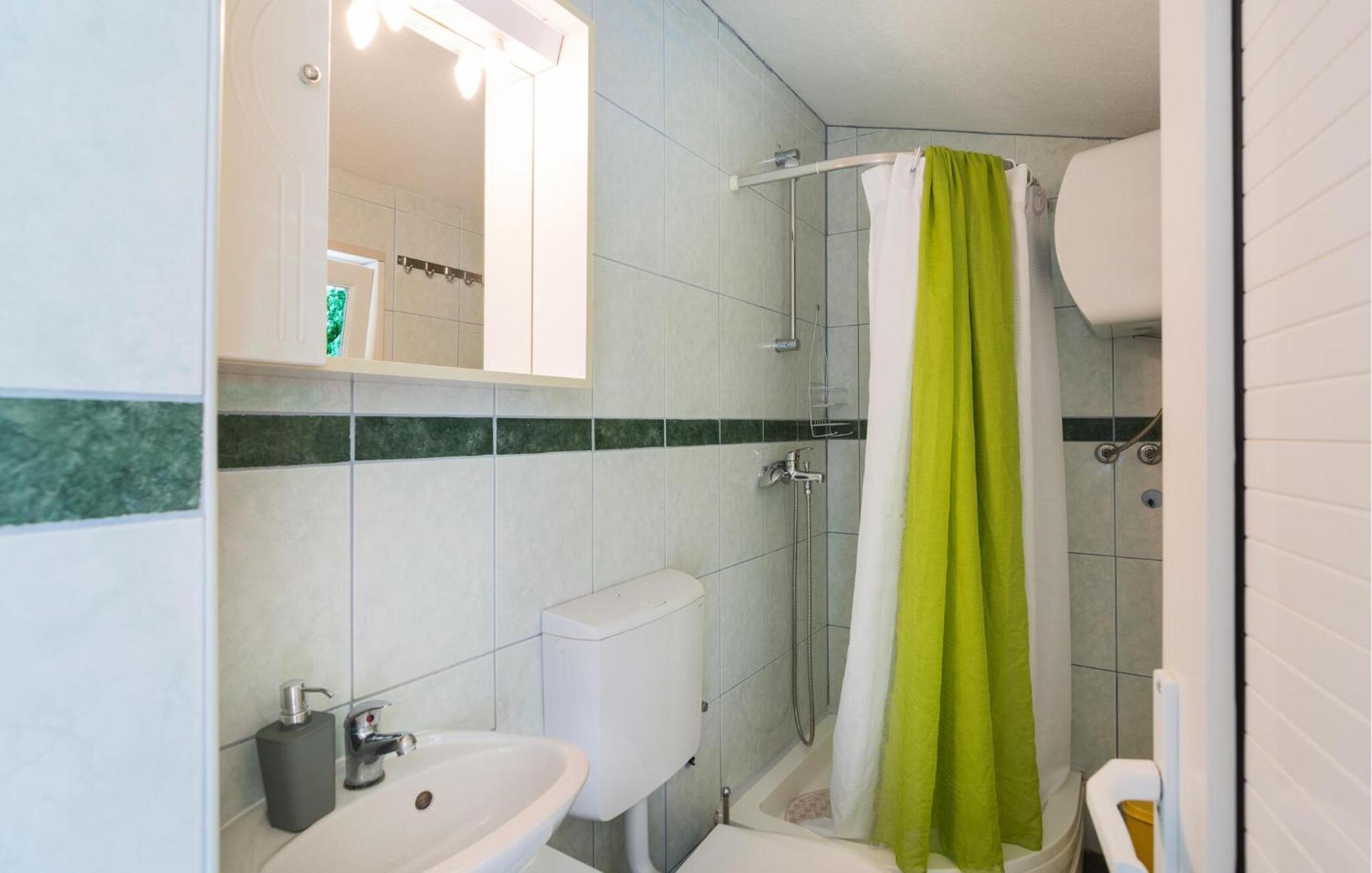 Cozy Home In Podaspilje With Kitchen Svinišće Kültér fotó