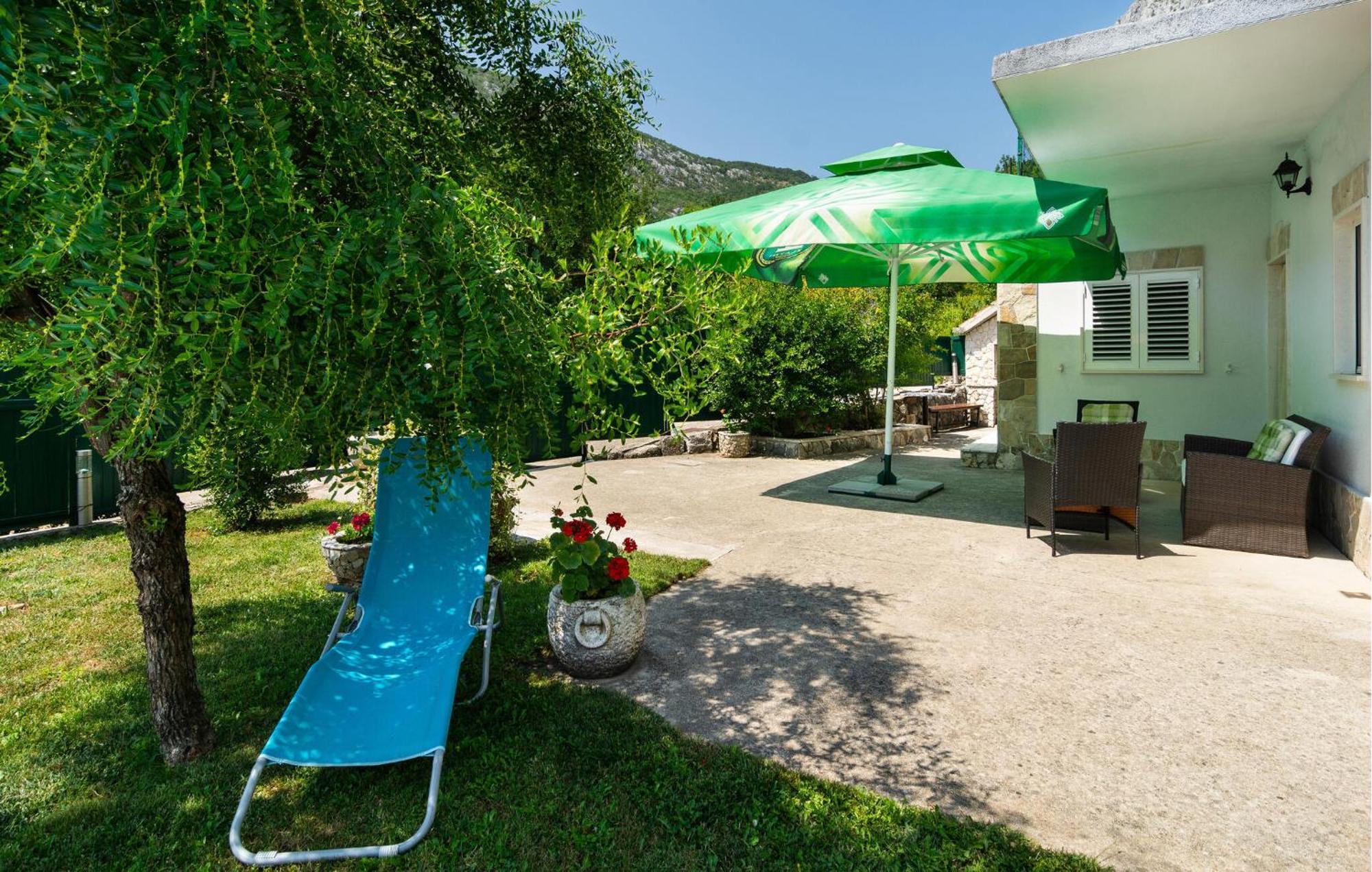 Cozy Home In Podaspilje With Kitchen Svinišće Kültér fotó